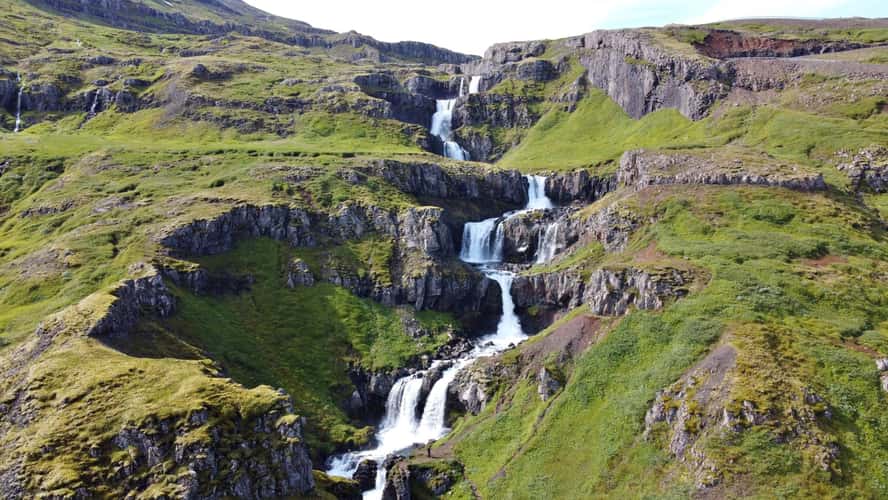Klifbrekkufossar waterfalls