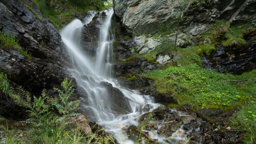 La mounire waterfall