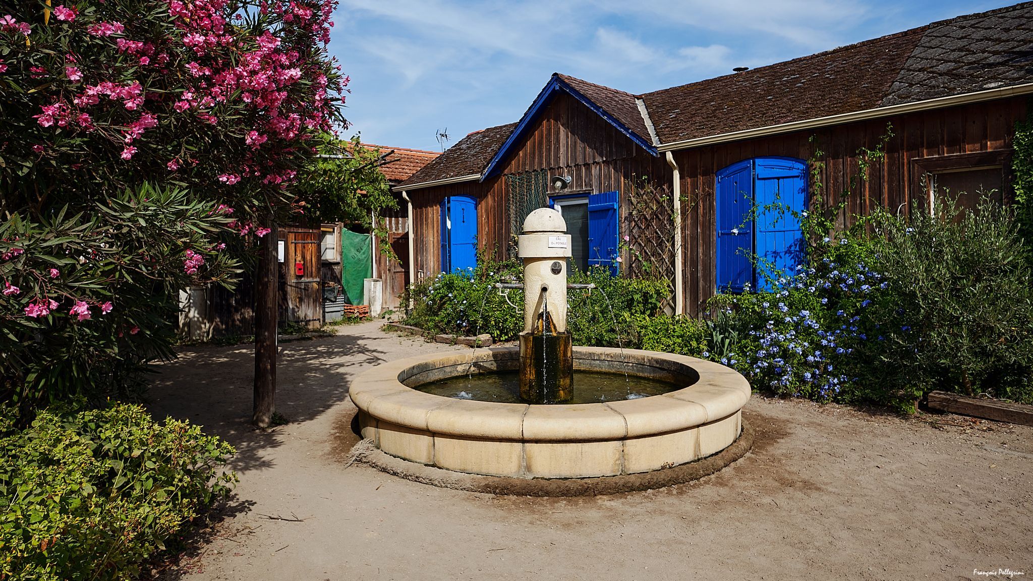 L'Herbe, France