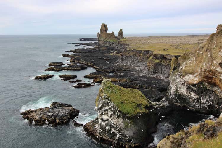 Lóndrangar View Point
