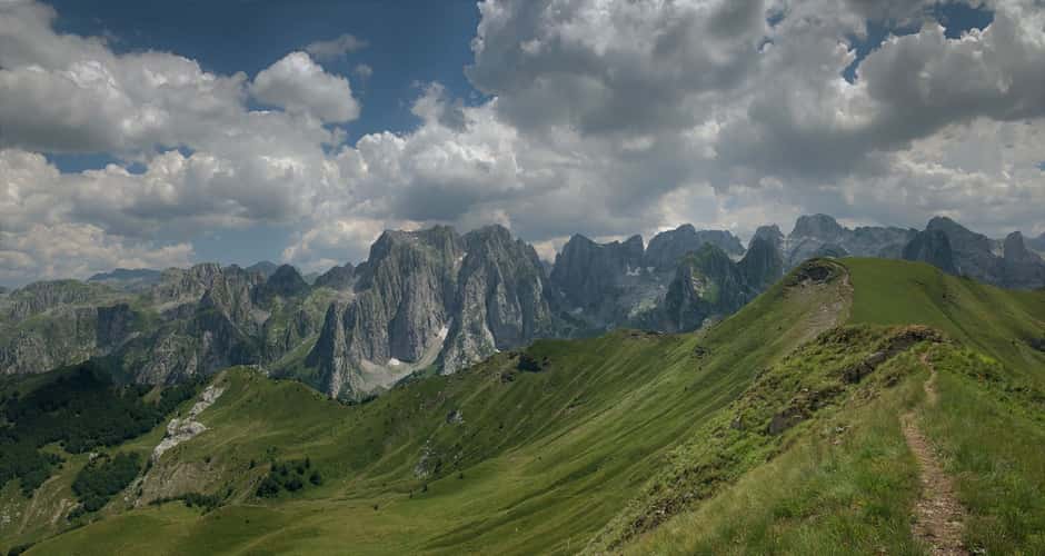 Popadija Mountain