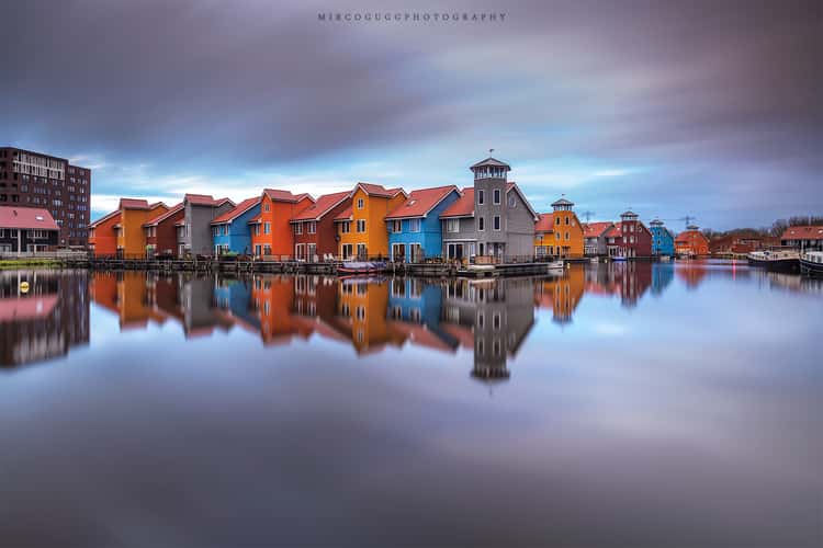 Colourful houses at Reitdiephaven