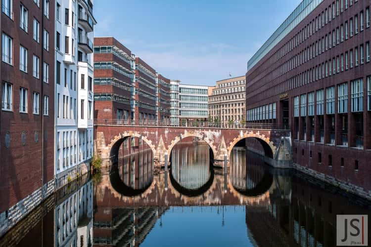 Ellentorsbrücke from Stadthausbrücke, Hamburg