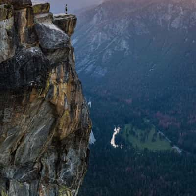 Taft Point, Yosemite National Park, USA