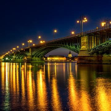 Theodor-Heuss-Bridge, Mainz, Germany