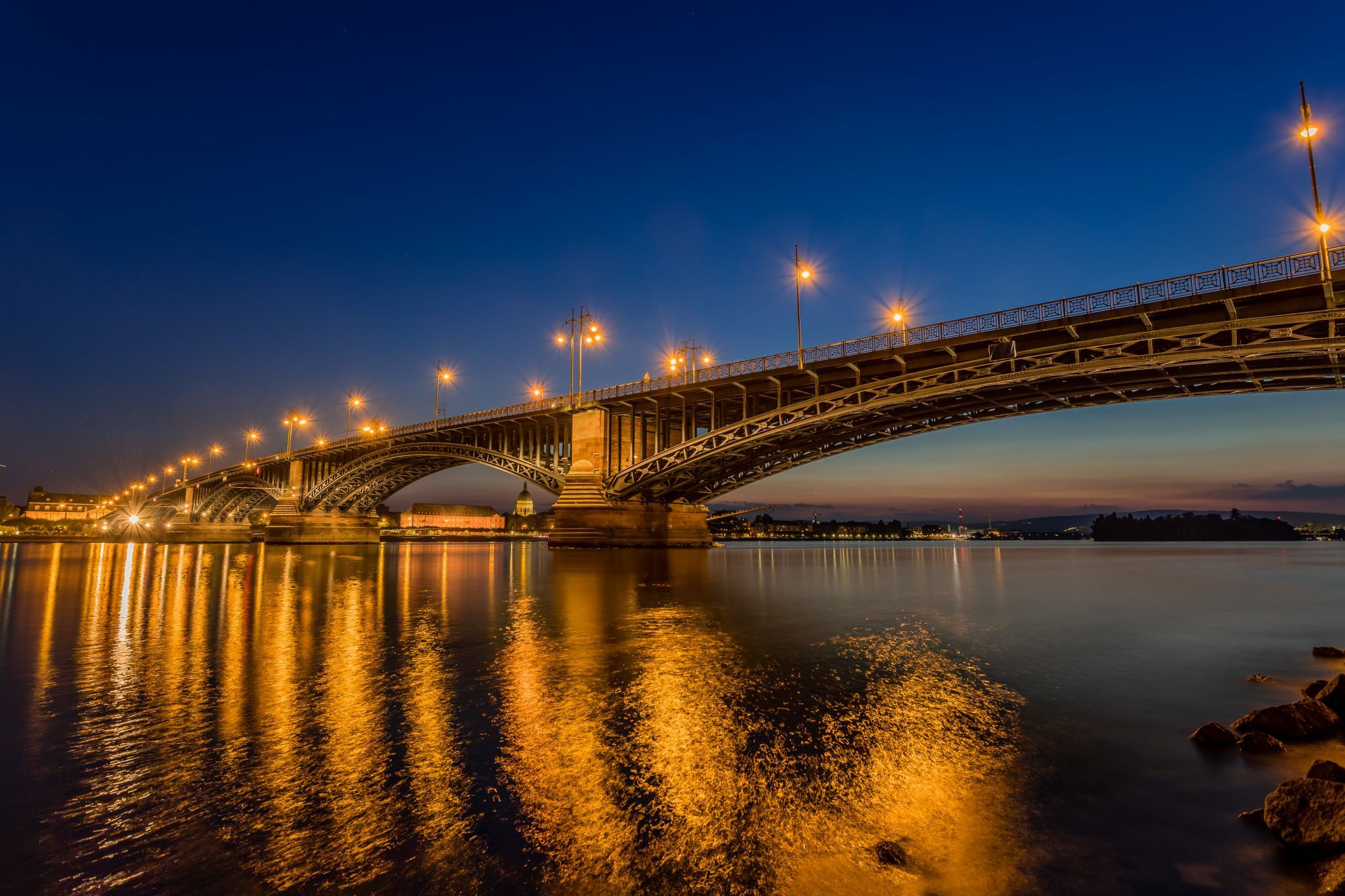 Theodor-Heuss-Bridge, Mainz, Germany