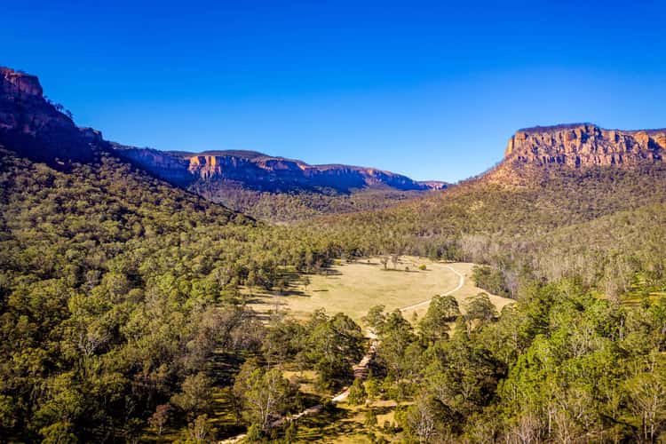 Traveling up the Wolgan Valley New South Wales