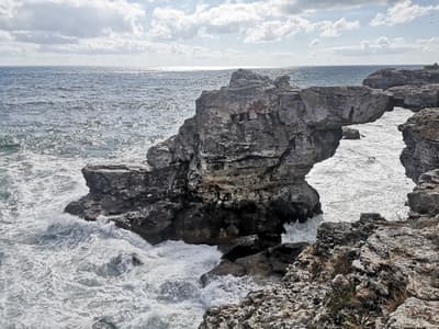 Tyulenovo Cliffs