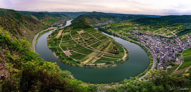 Viewpoint at Calmont towards Moselle River