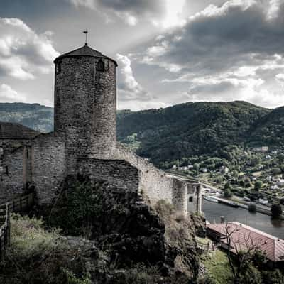 Visit Střekov Castle, Czech Republic