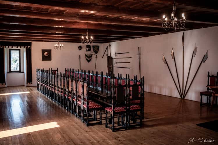 Visit Střekov Castle