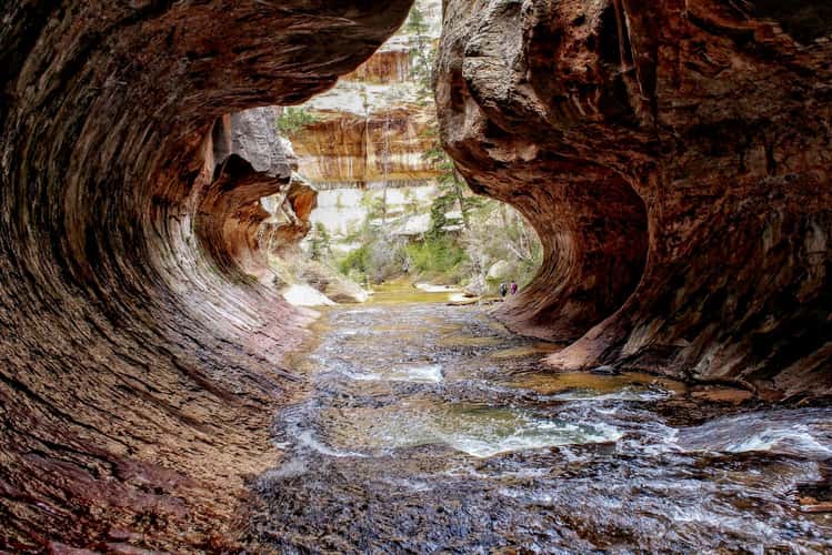 Zion Subway