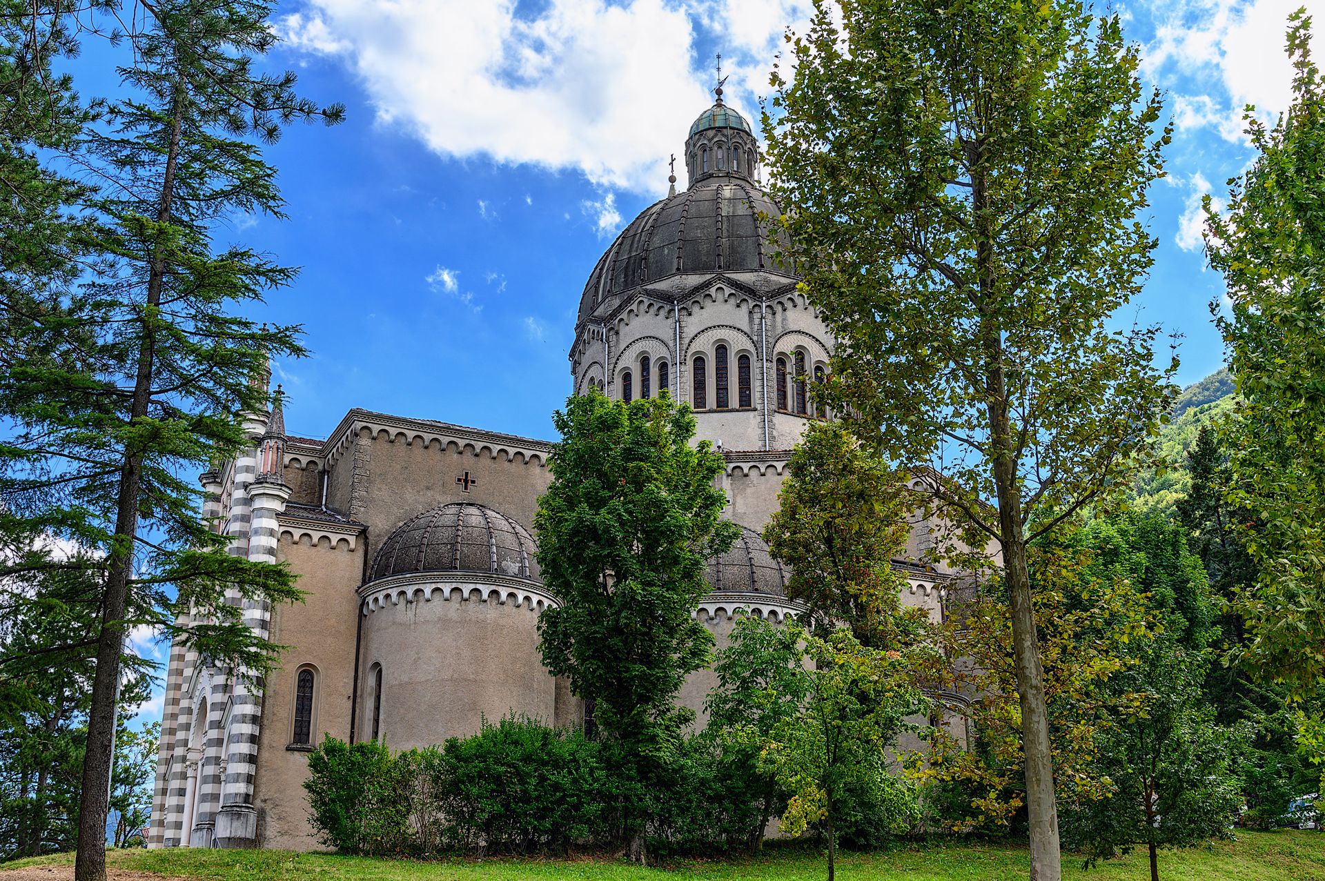 Chiesa di San Mamante, Italy