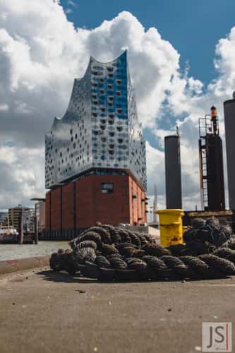 Überseebrücke (Elbphilharmonie view)