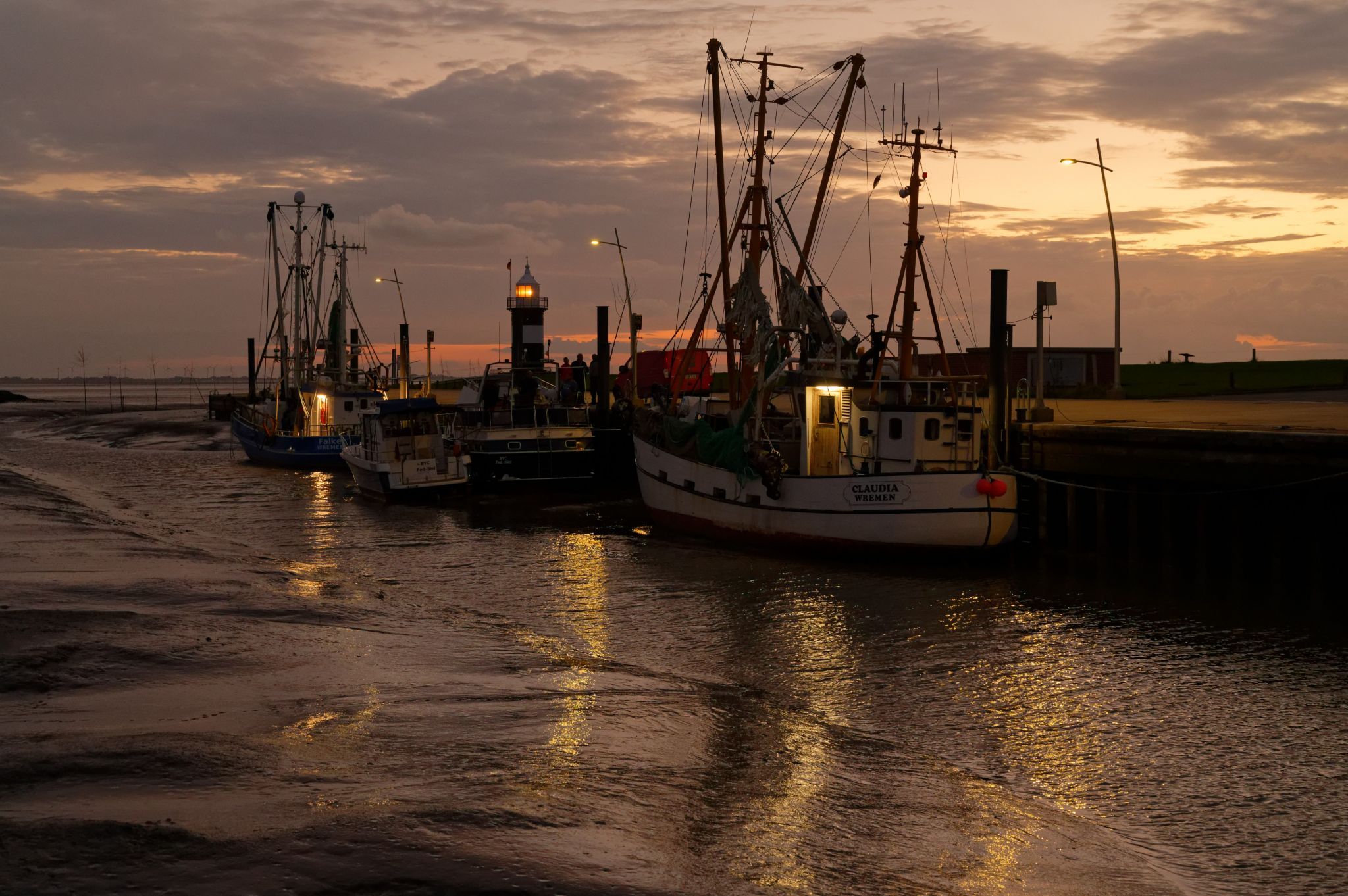 Wremen Sluice / Cutter Harbour, Germany