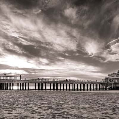 Zonsondergang pier Blankenberge, Belgium