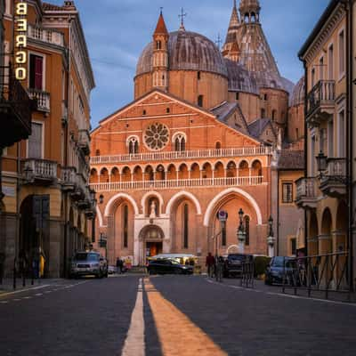 Basilica di Sant’Antonio, Italy