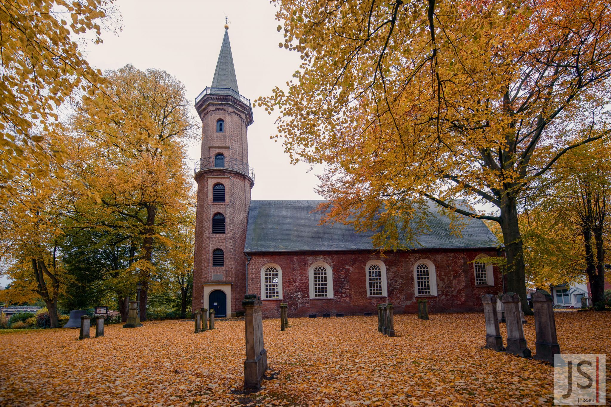 Evangelisch-reformierte Kirche in Leer-Loga, Germany