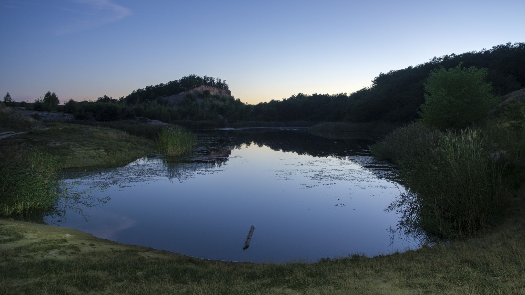 Laguna Albastra, Romania