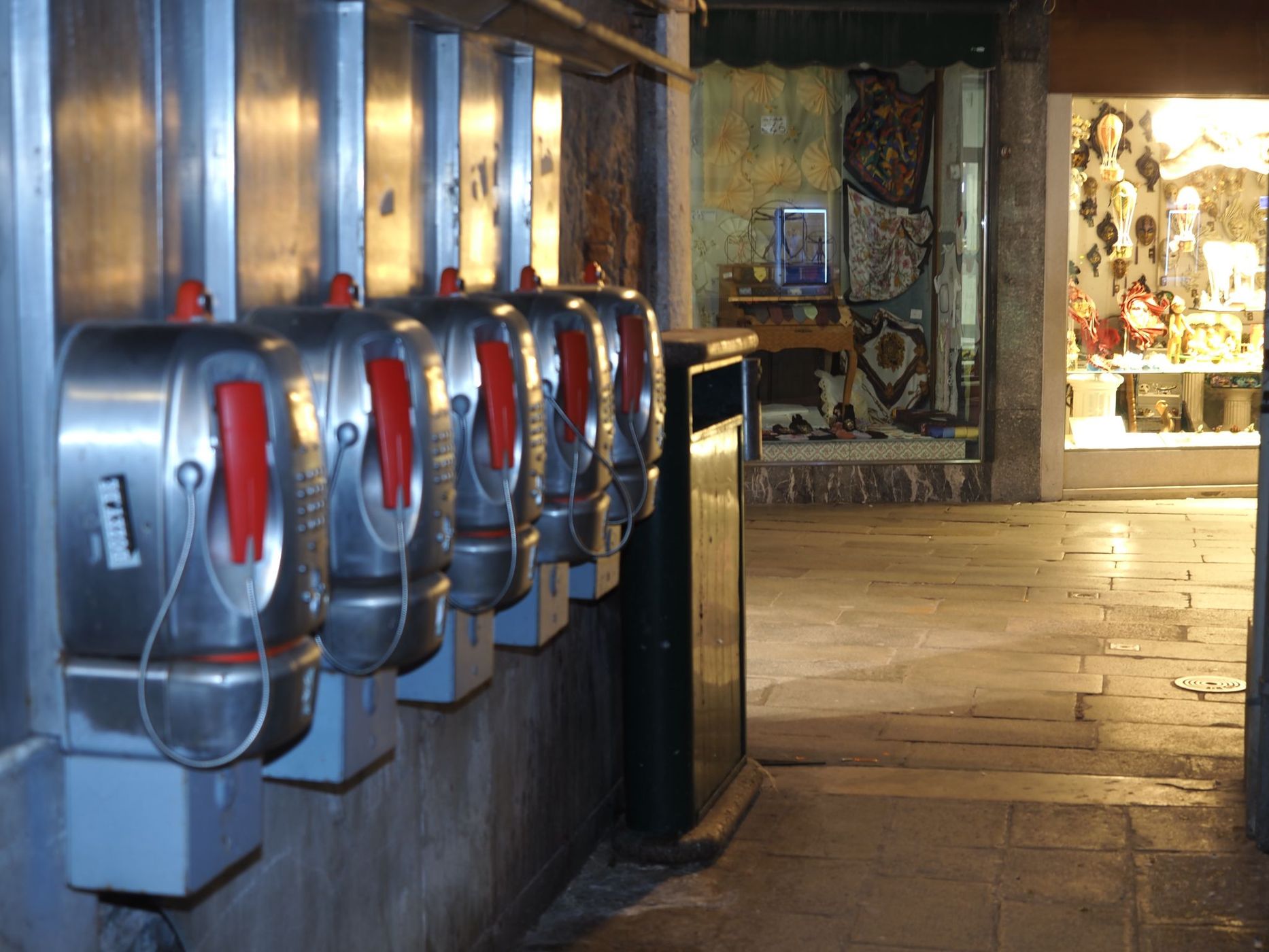 Phone booth in Venezia, Italy