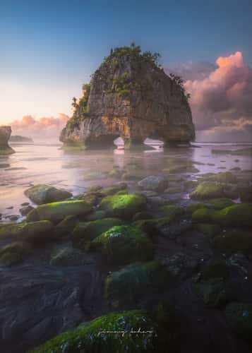 Watu Malandong