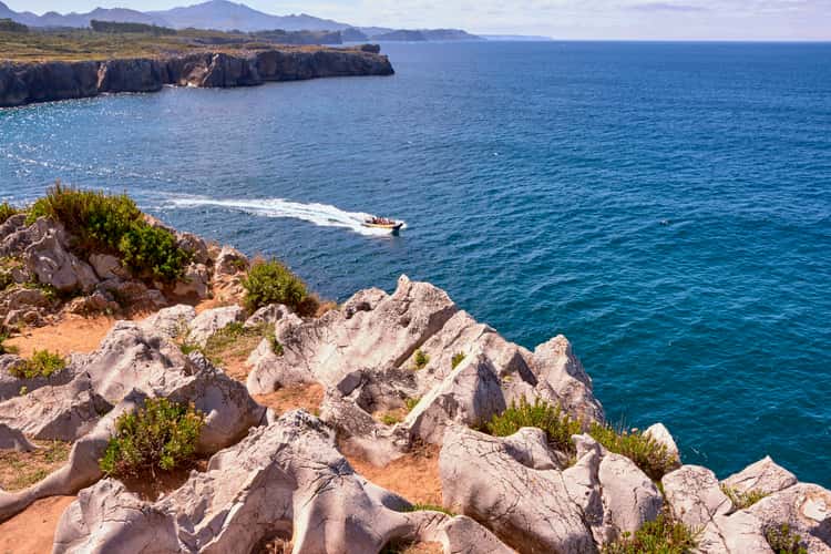 Llanes