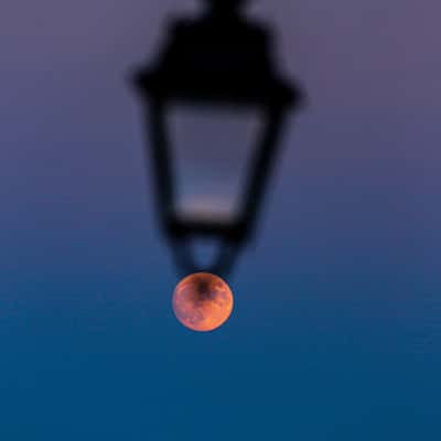 Moonlight Lantern, Greece