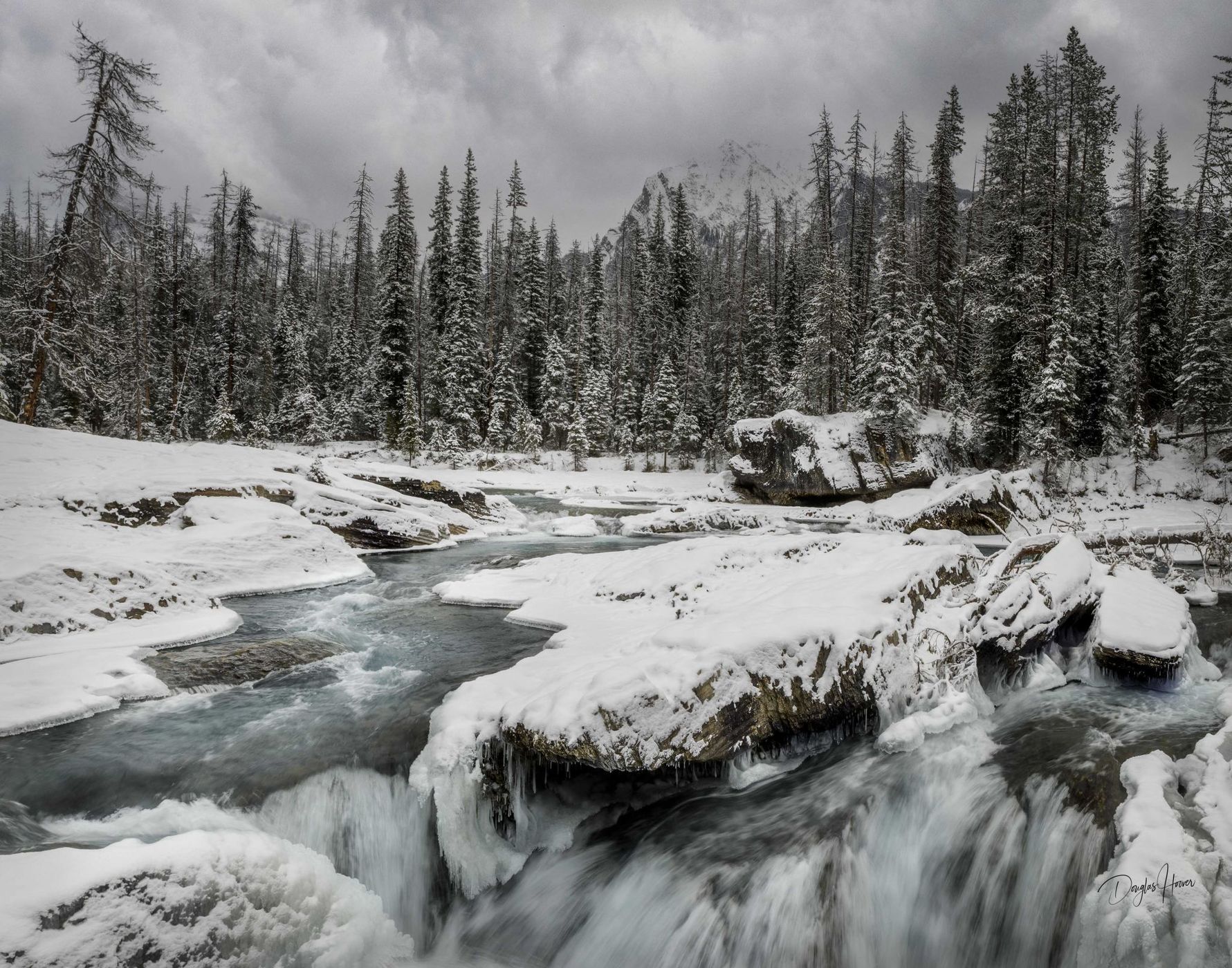 Natures Bridge, Canada
