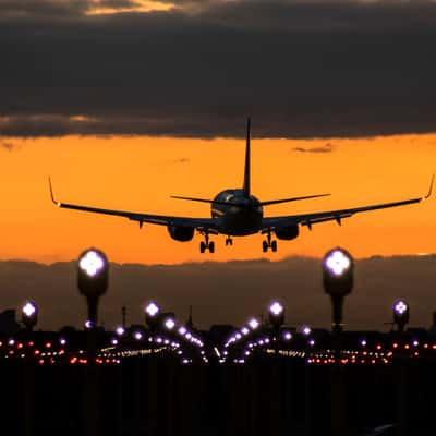 Runway 25L, Belgium