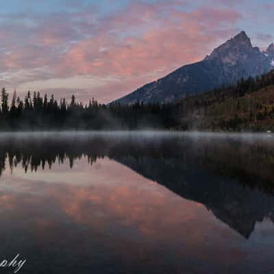 String Lake Sunrise, USA