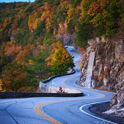 The Hawk's Nest, USA