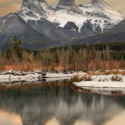 Three Sisters, Canada