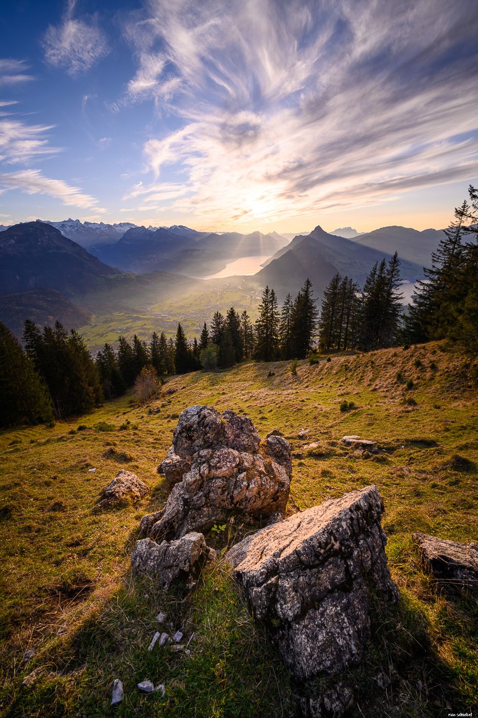 Zwüschet Mythen, Switzerland