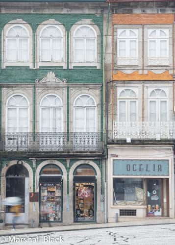 Alameda de São Dâmaso Post Office & Architecture