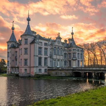 Poeke Castle in Flanders, Belgium