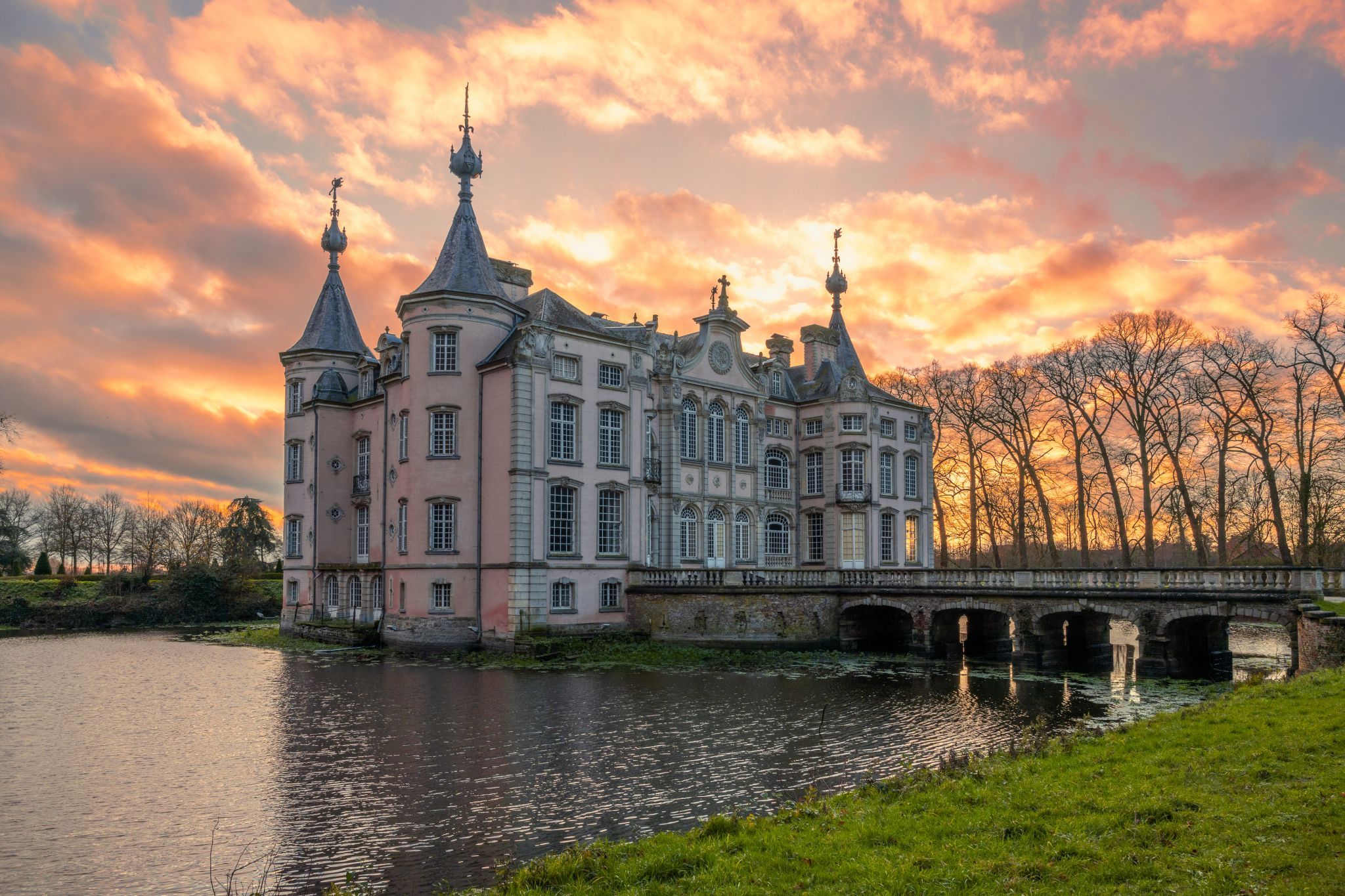 Poeke Castle in Flanders, Belgium