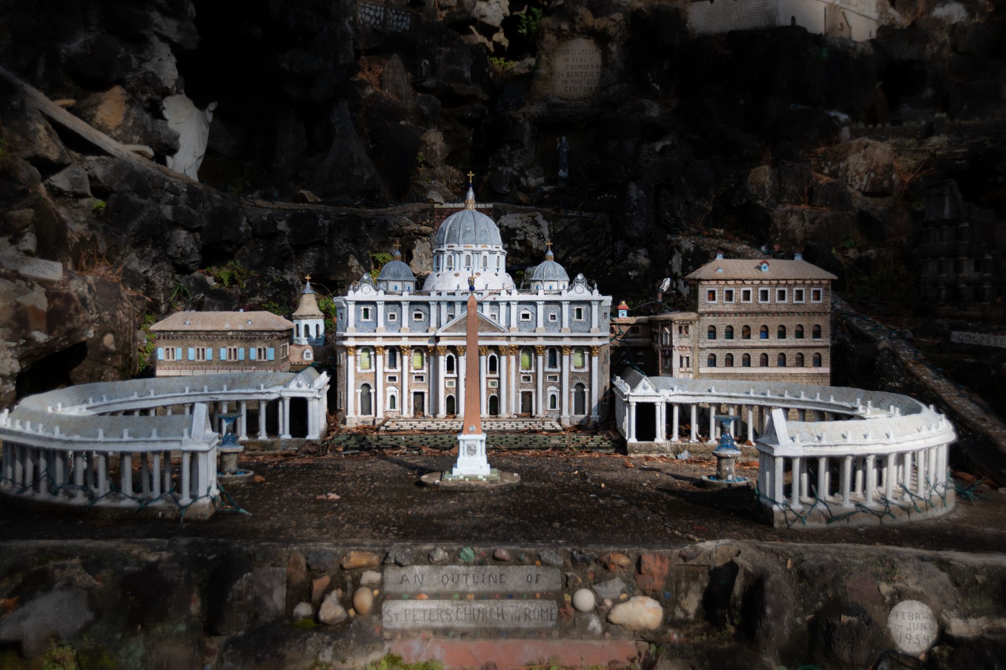 Ave Maria Grotto, USA