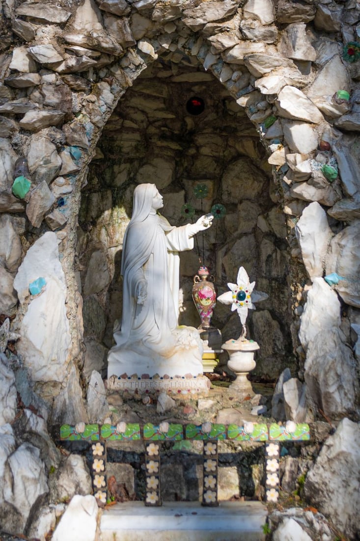 Ave Maria Grotto, USA