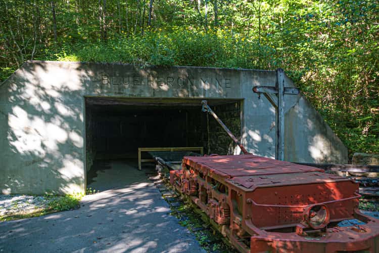 Blue Herron Coal Mine museum