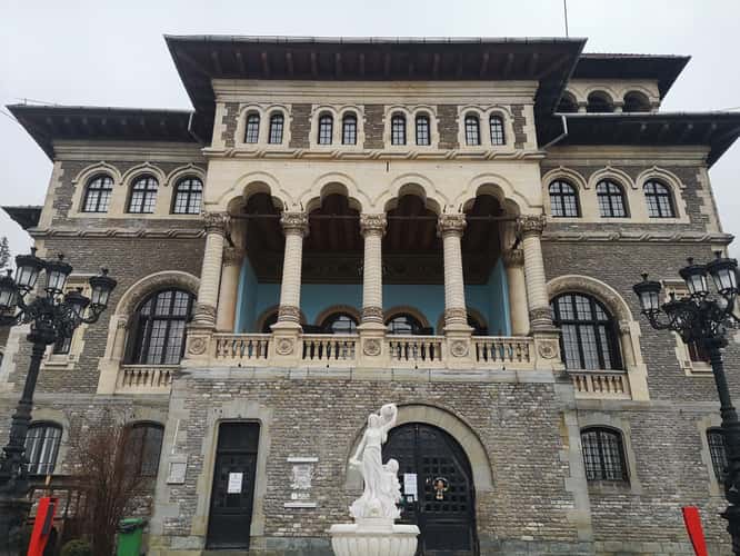 Cantacuzino Castle