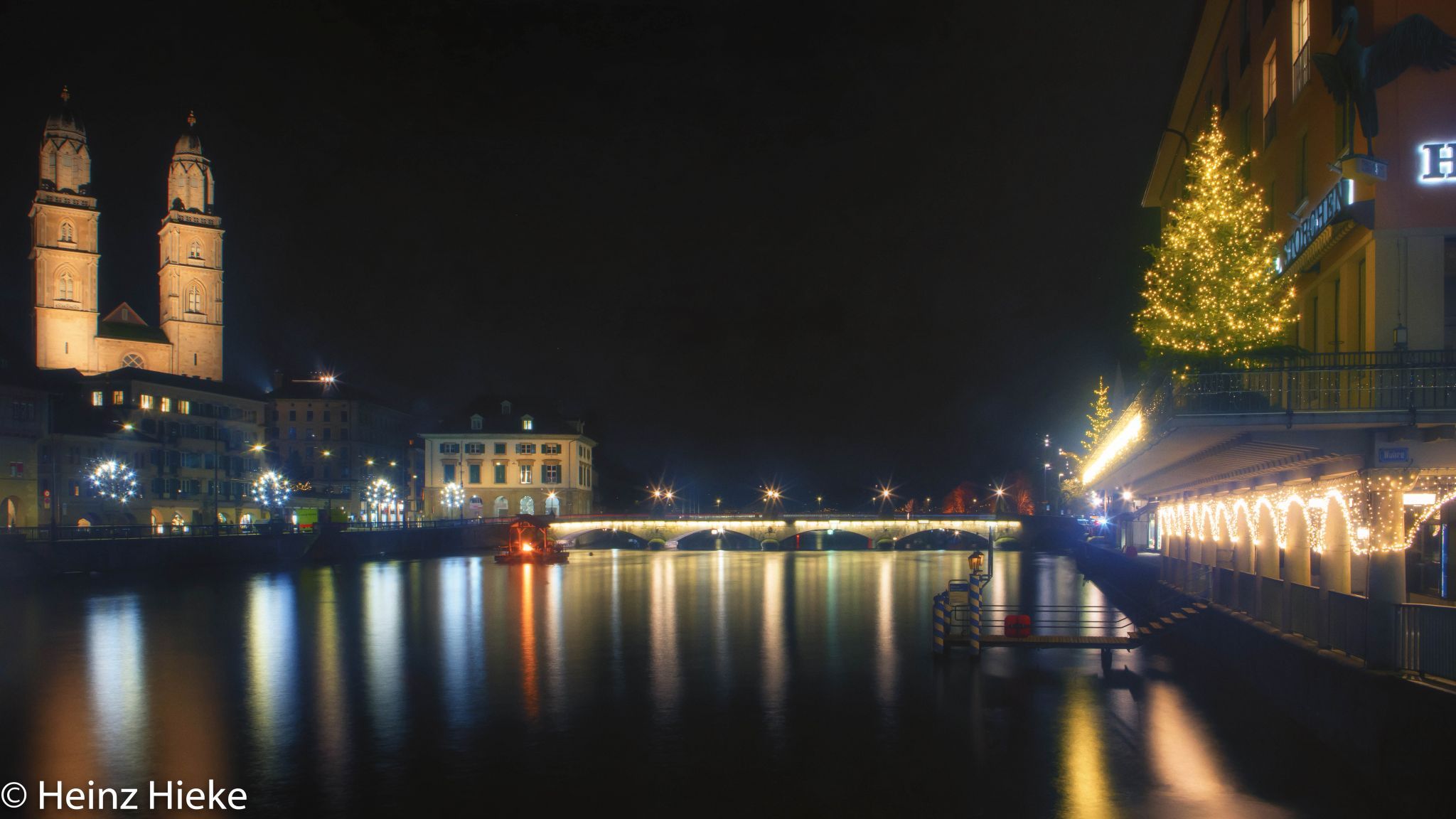 Helmhaus und Münsterbrücke, Switzerland