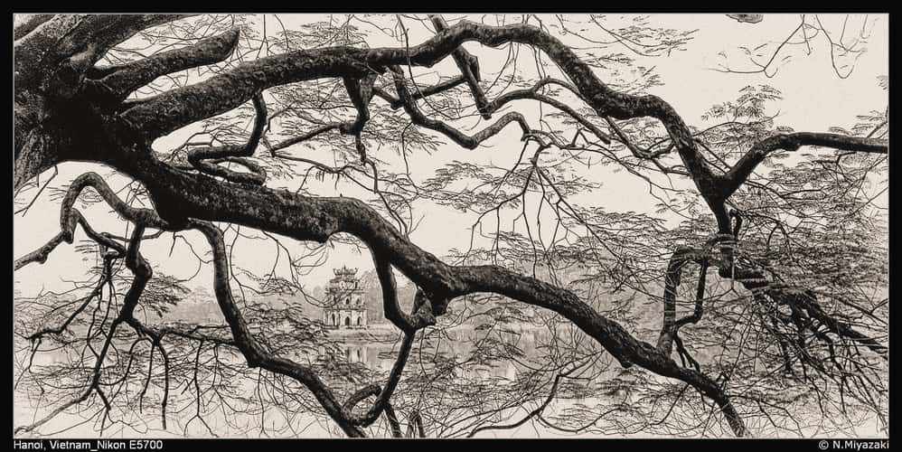Hoan Kiem lake
