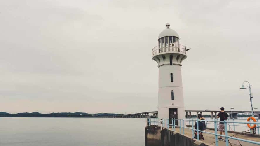 RaffleS Marina Lighthouse
