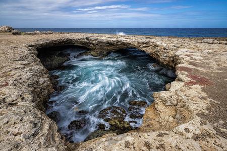 Kaya Playa Kanoa - natural hole