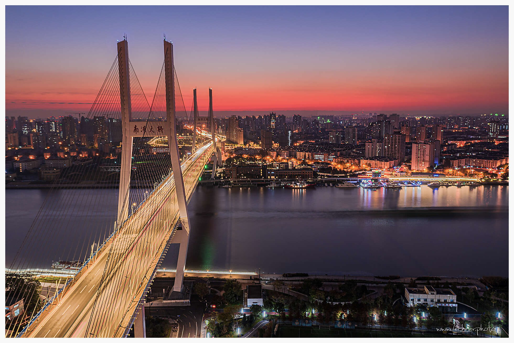 Top Photo Spots at Nanpu Bridge in 2024