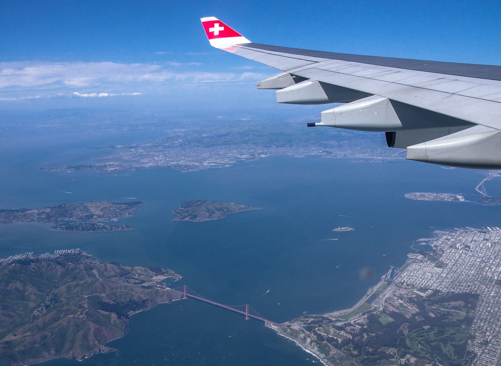 Once upon a time ... sightseeing with Swiss over Frisco, USA