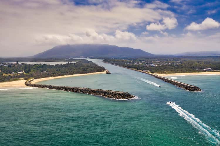 The Breakwall at North Haven New South Wales
