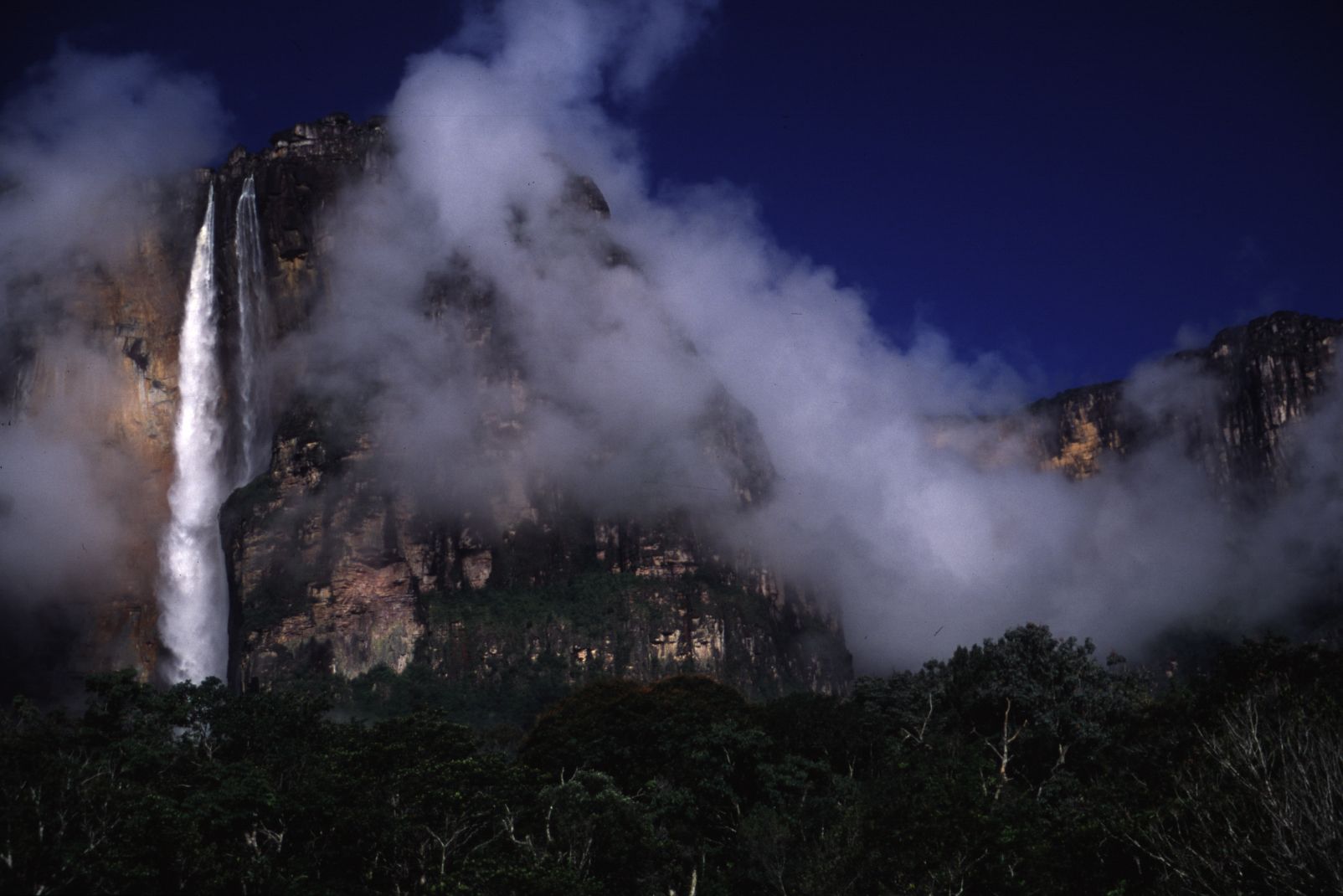 Angel Fall, Parque Nacional Canaima, Venezuela, Venezuela