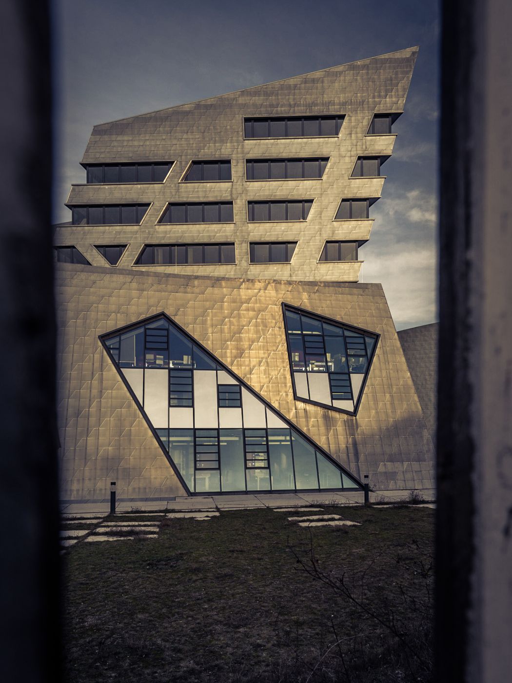 Leuphana University Lüneburg, Germany
