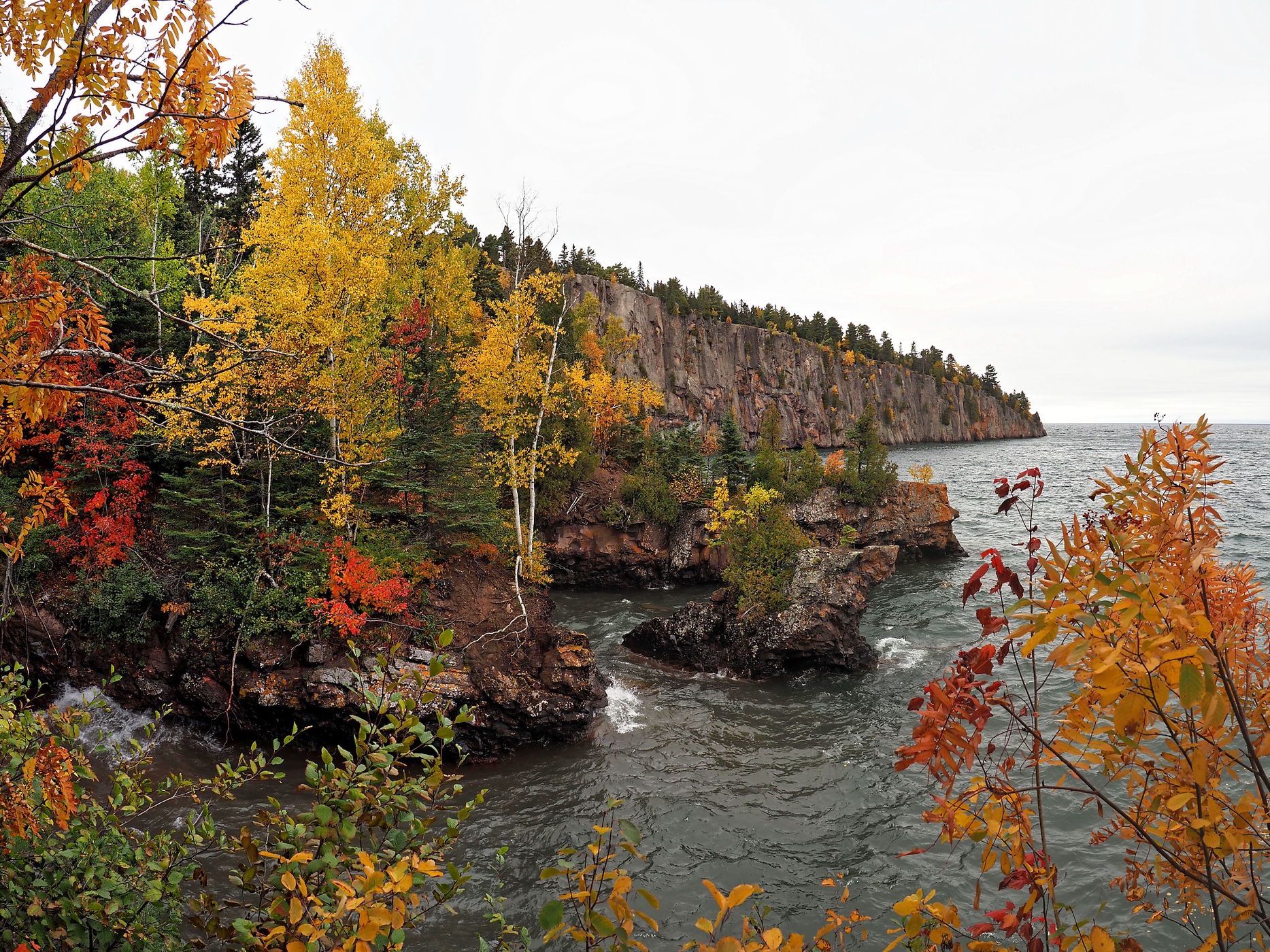 Shovel Point from Tettegouche State Park, USA
